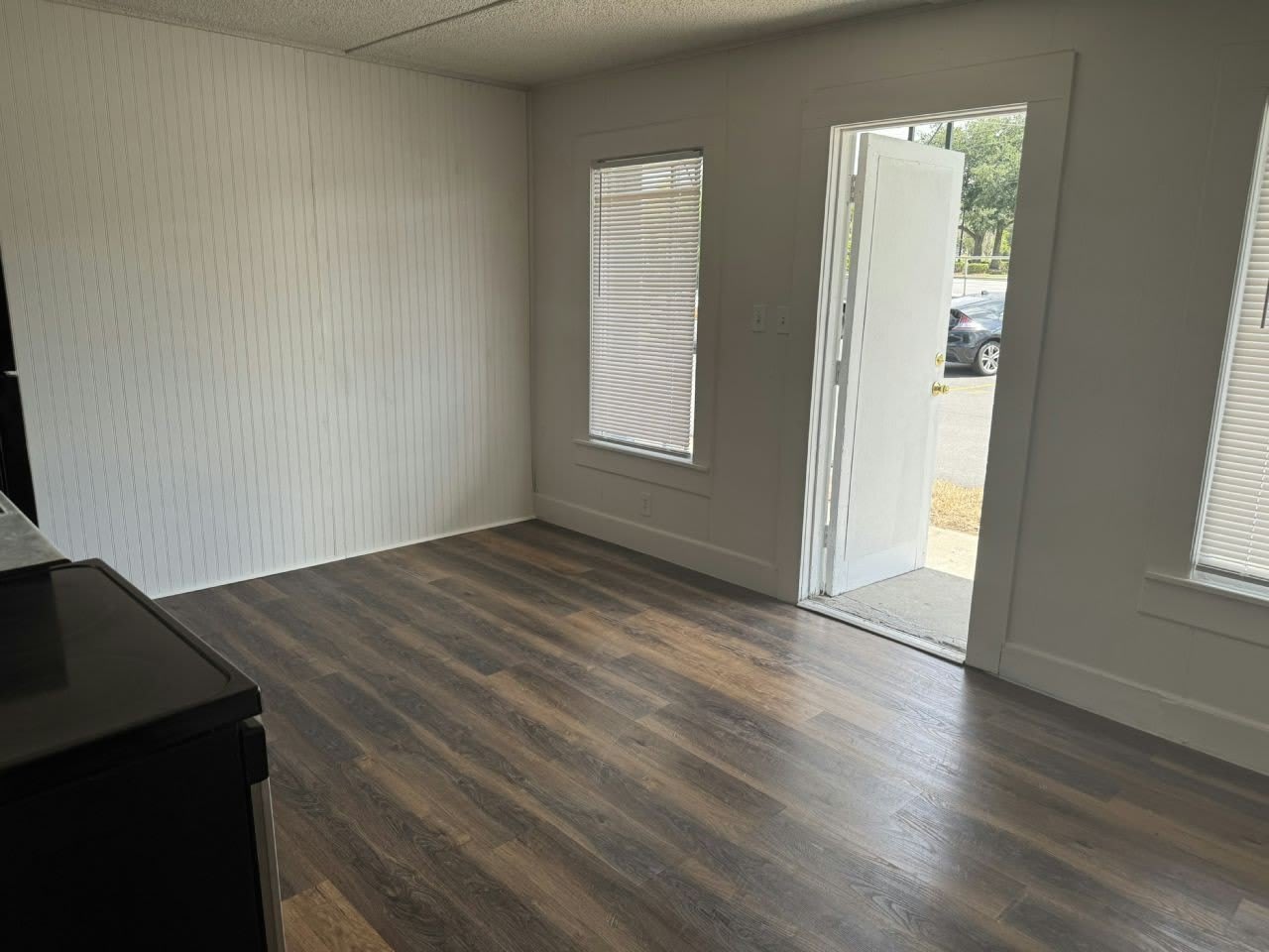 1911 Citrus Blvd – photo 5