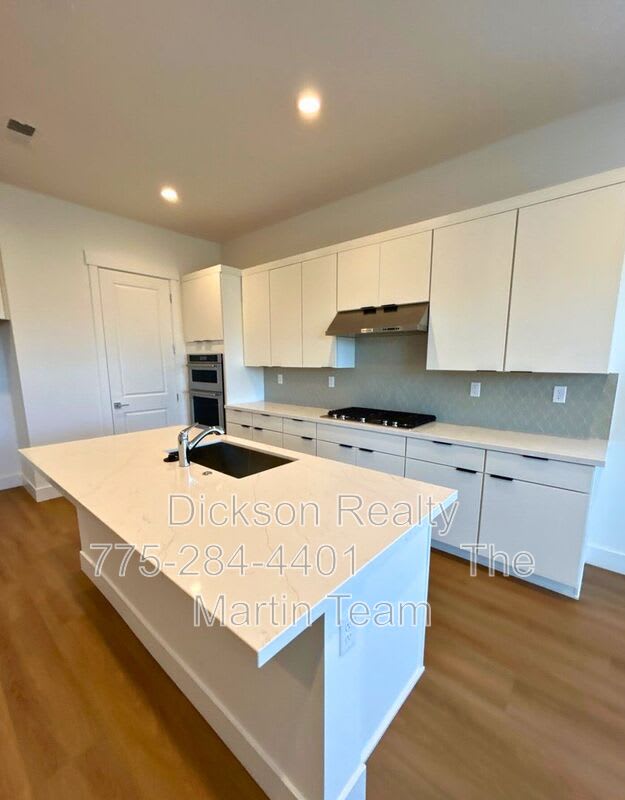 7328 Oakmont Lane – photo 1