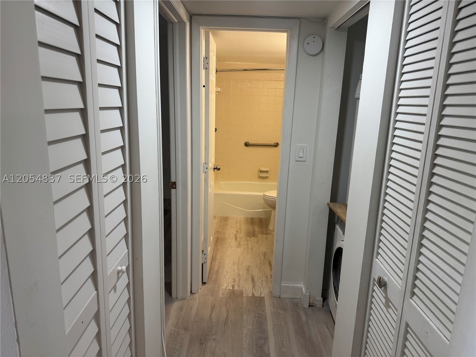 3940 Inverrary Blvd – photo 5