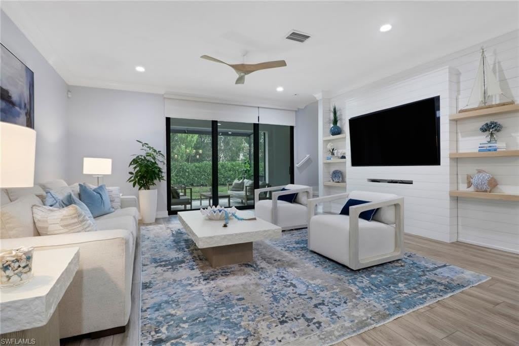 12973 Pembroke Dr – photo 1