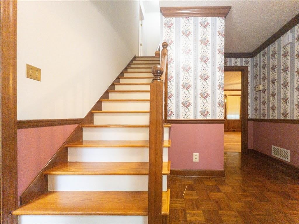 965 Millbrook Court – photo 4
