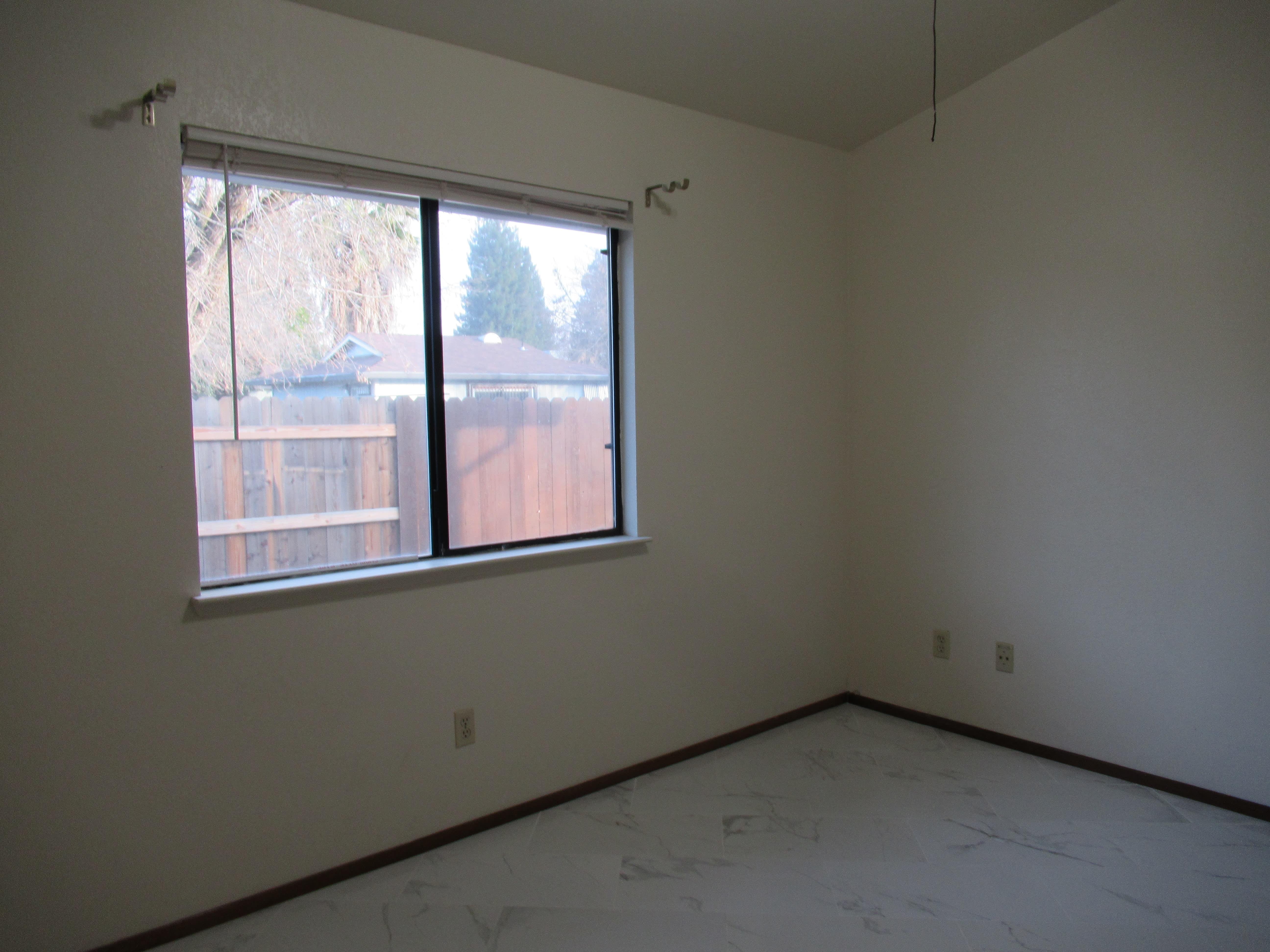1536 Bridge St – photo 5