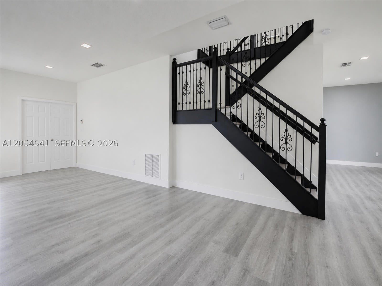 10956 NW 73rd St – photo 3