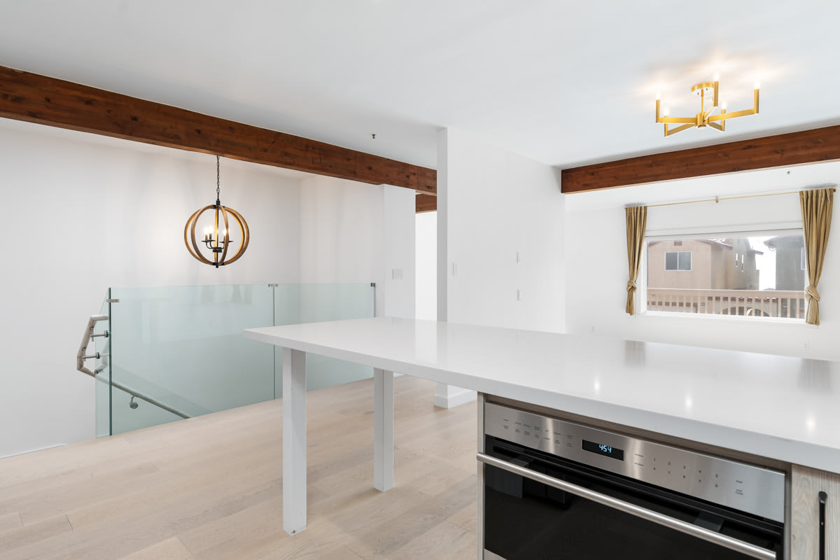 2345 Beach Boulevard – photo 3