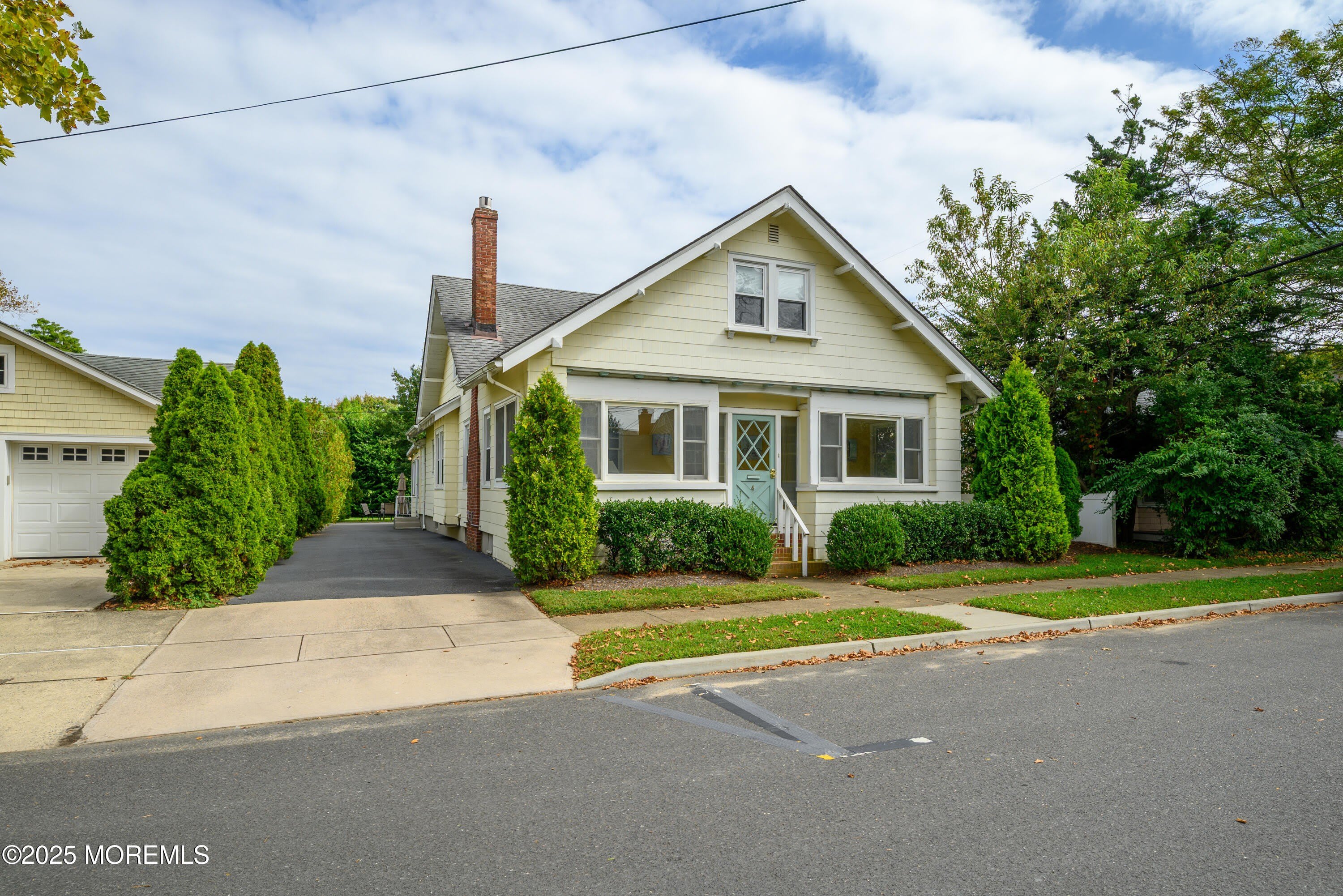 4 2nd Avenue – photo 2