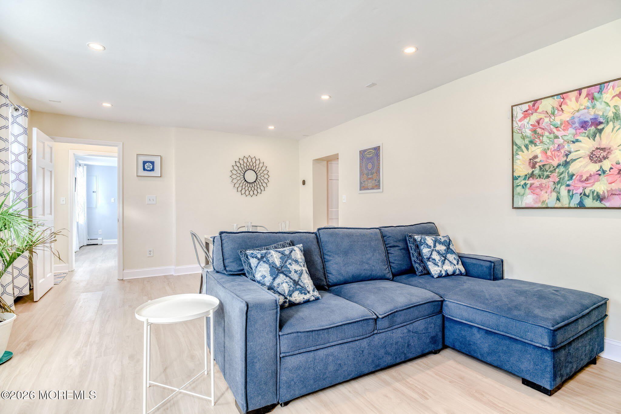 18 Abbott Avenue – photo 2