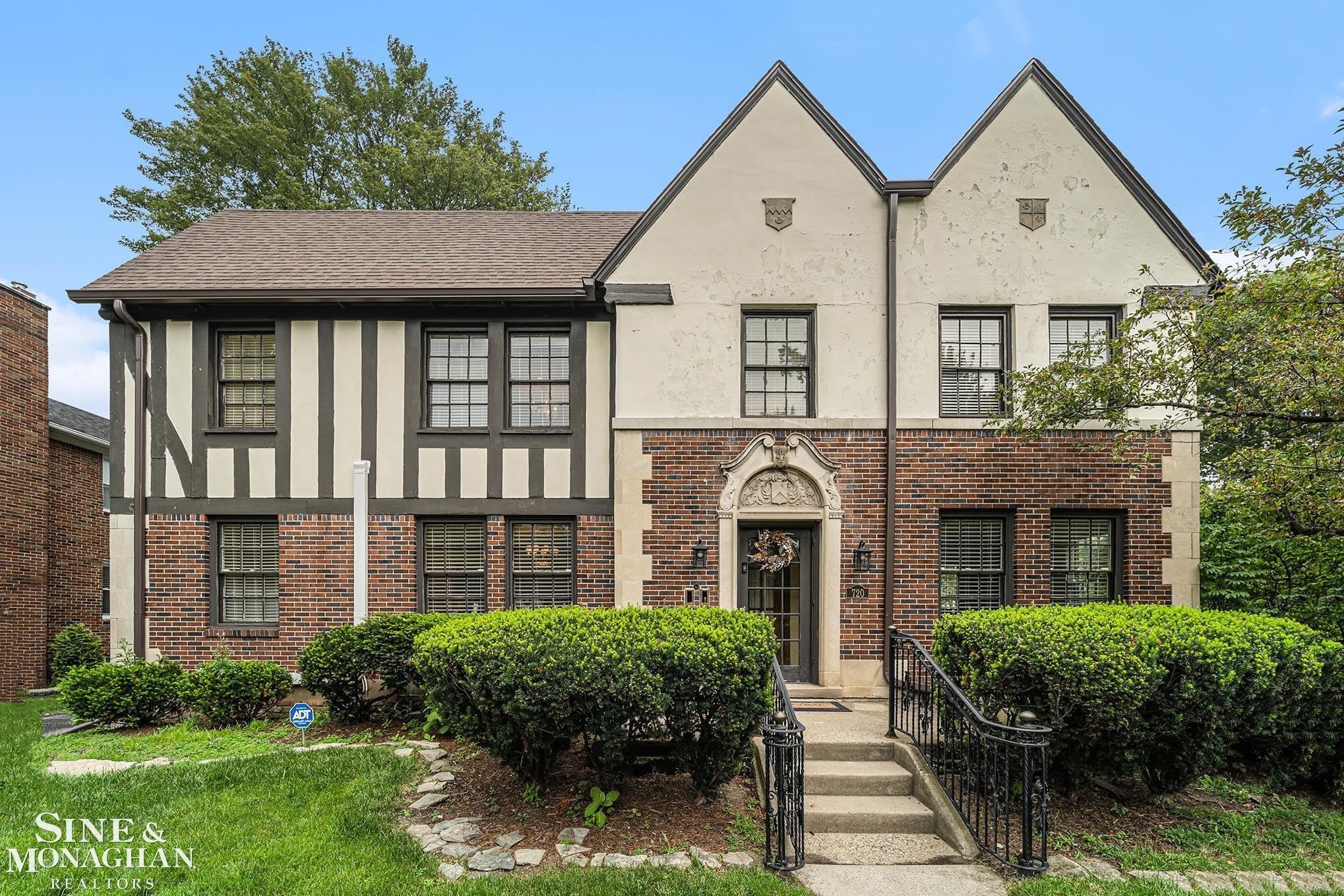 720 Trombley Road – photo 2