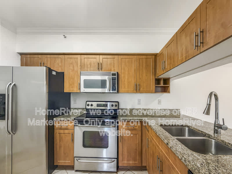 6426 Emerald Dunes Dr – photo 2