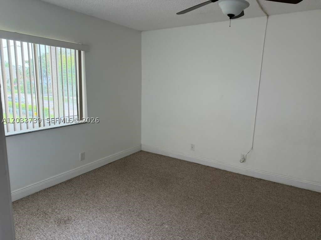 140 Lakeview Dr – photo 4