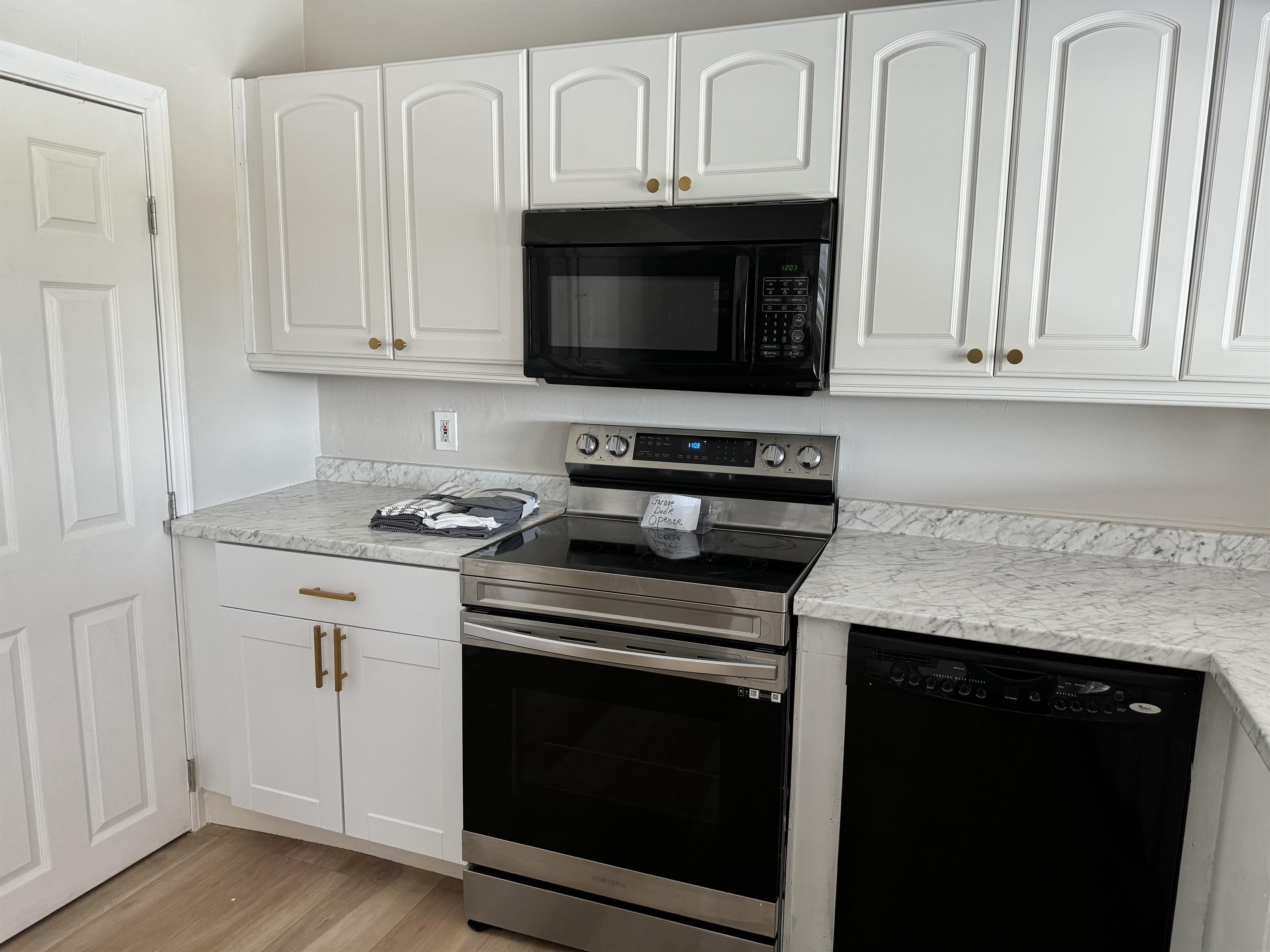 9309 Galston Drive – photo 2