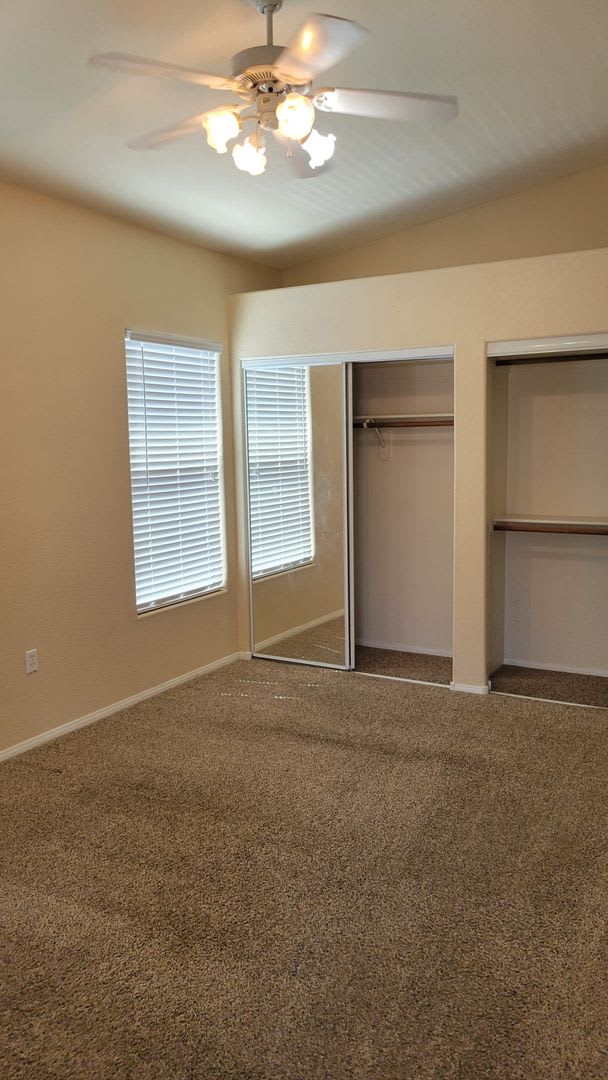 "Coming Soon" Cliff Shadows 2bed 2bath detached 1 car – photo 5
