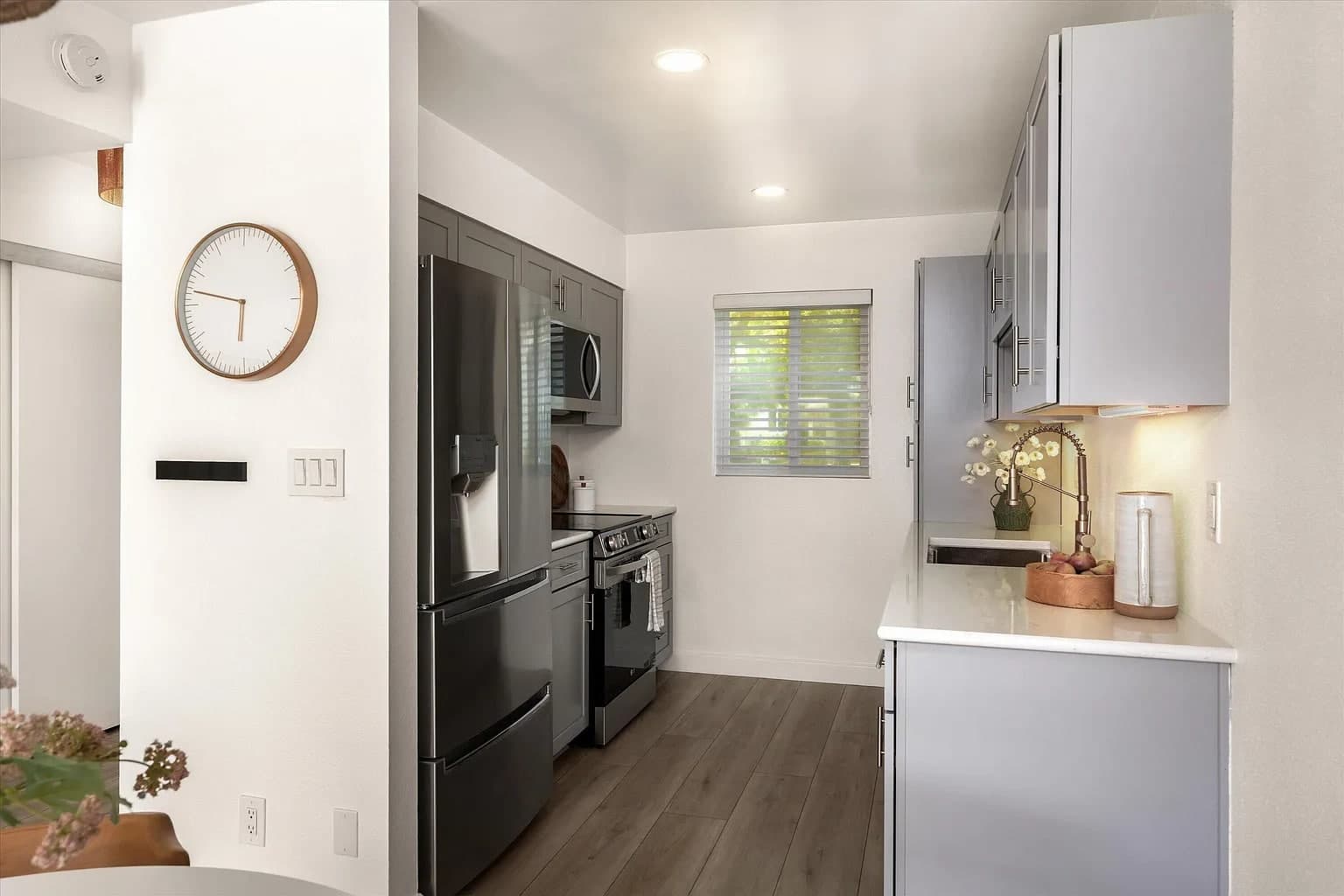 1066 Miramonte Dr Apt 2 – photo 5