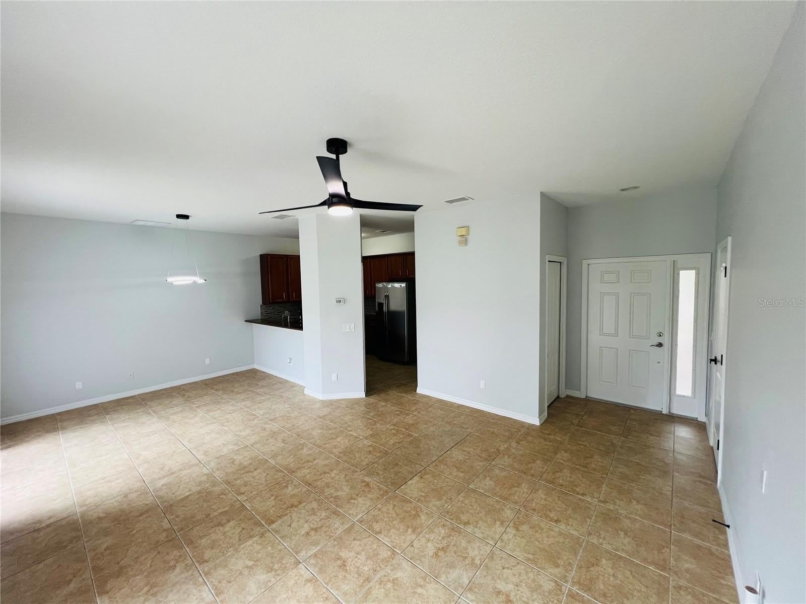 9096 Iron Oak Avenue – photo 3