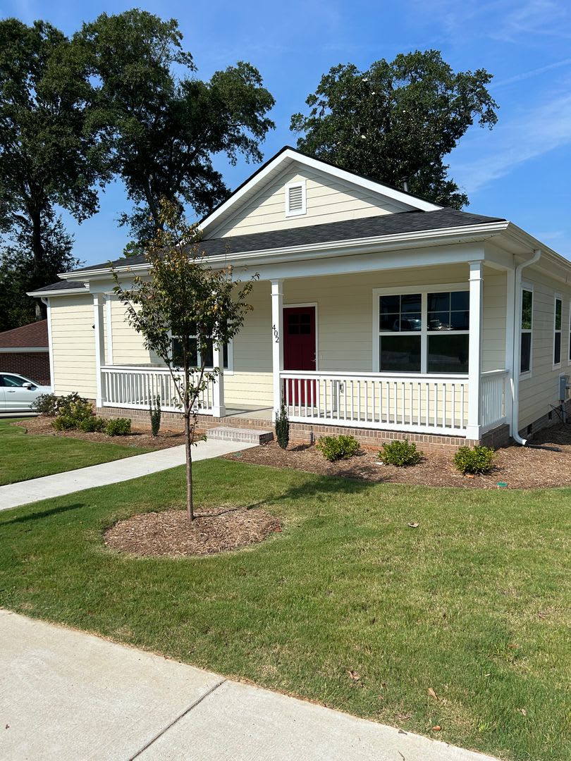 Greenville, 3BD/2BA, 1420SF – photo 2