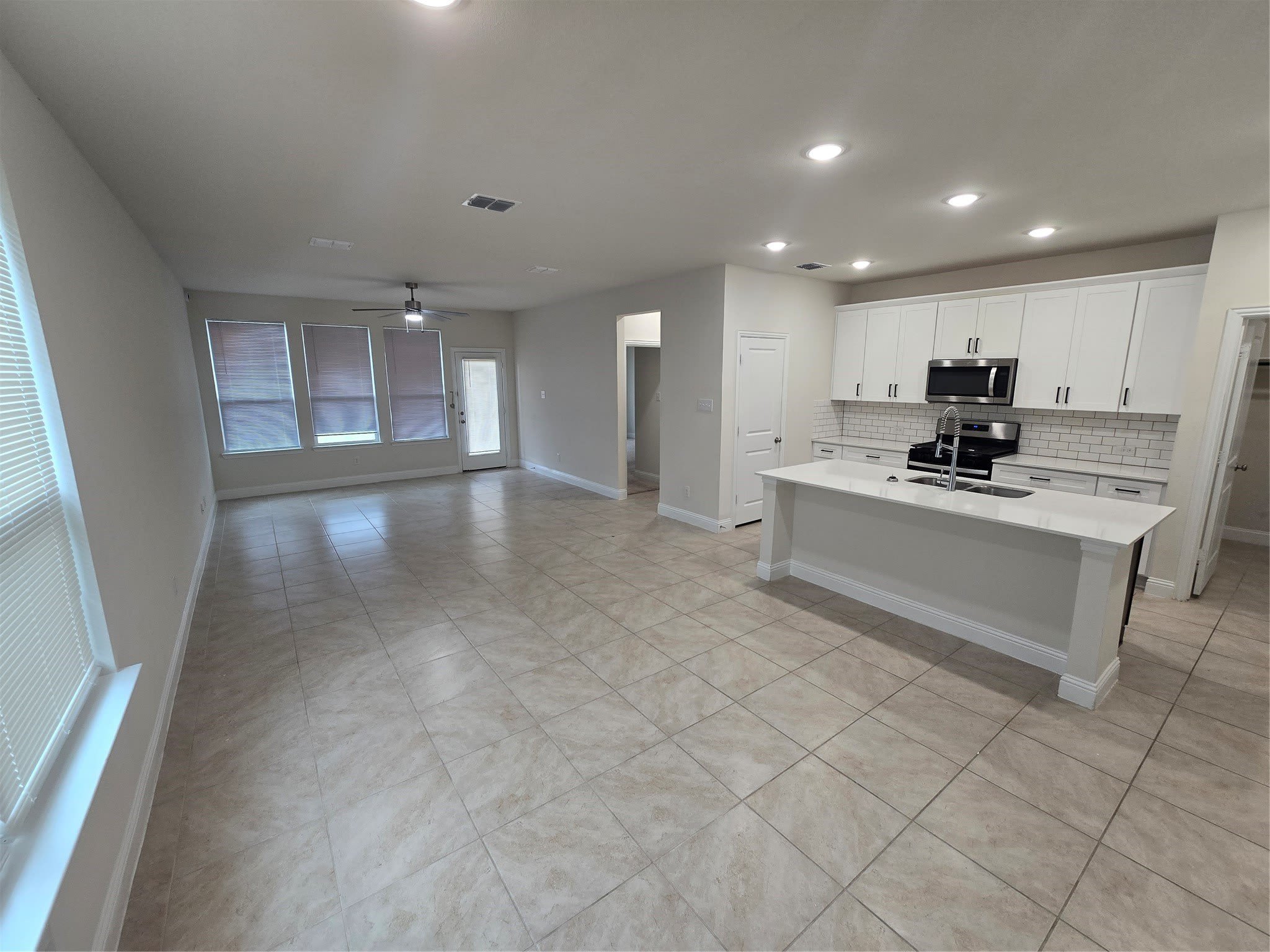 1805 Acosta Drive – photo 2