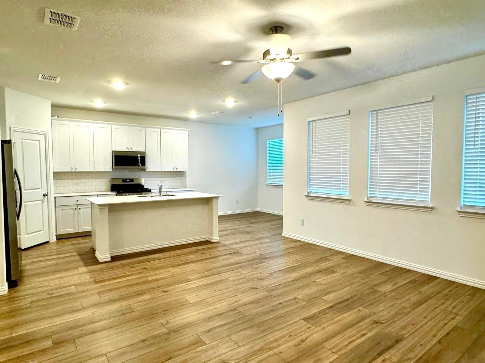 1012 Longleaf Lane – photo 2
