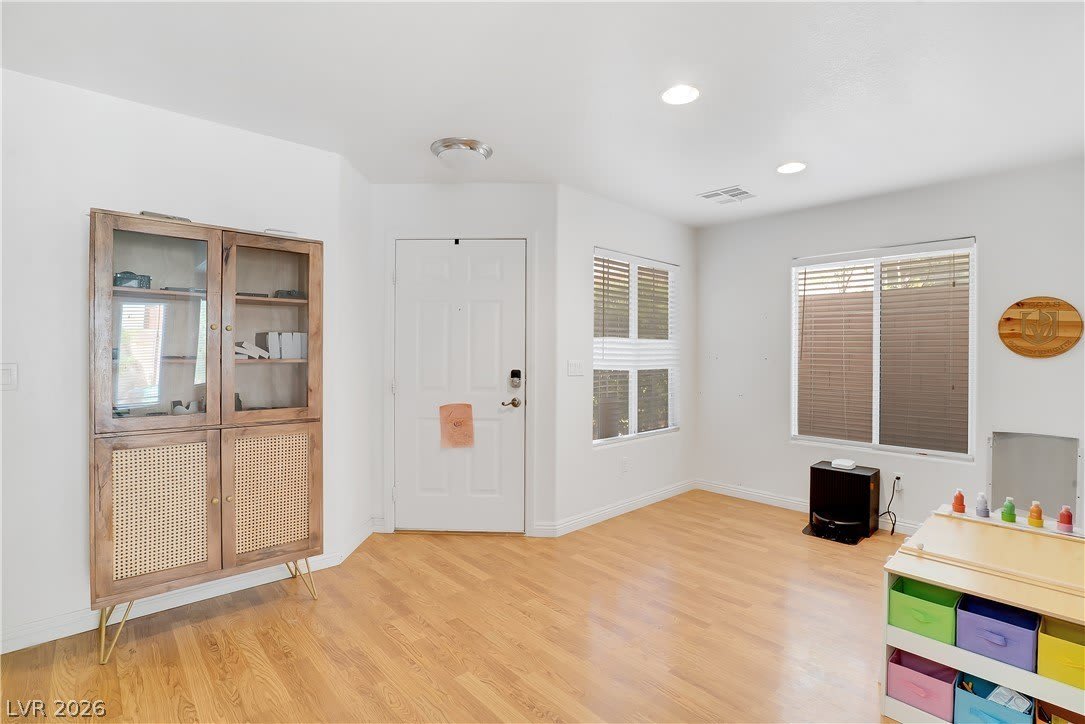 9228 Freedom Heights Avenue – photo 2