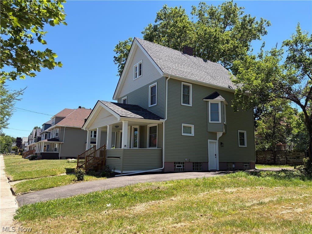 10524 Lee Avenue – photo 2