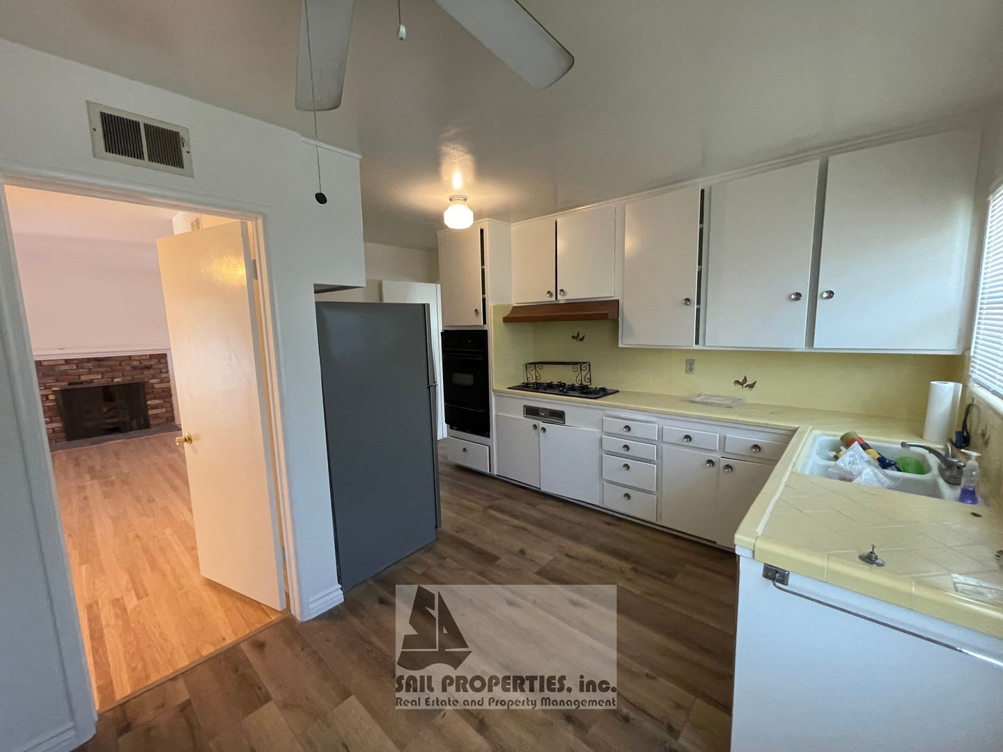 Charming 3 Bedroom Home Near Old Towne Orange – photo 5