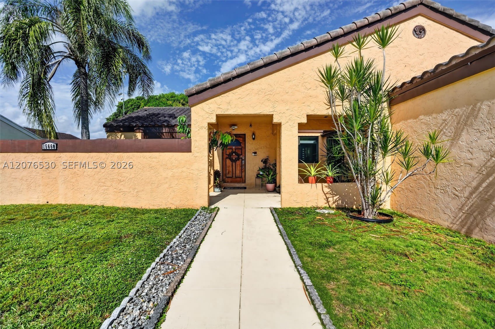 15660 SW 152nd Pl – photo 5