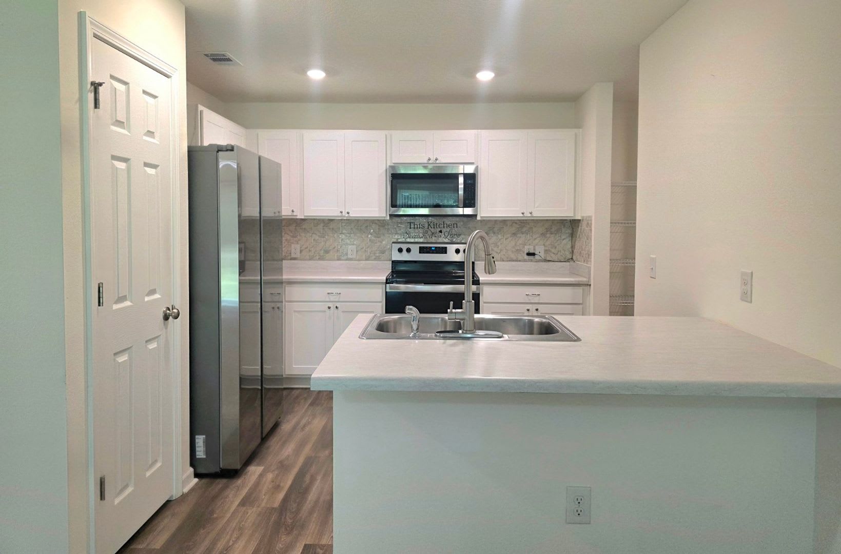 3 Bedroom 2 Bath – photo 4