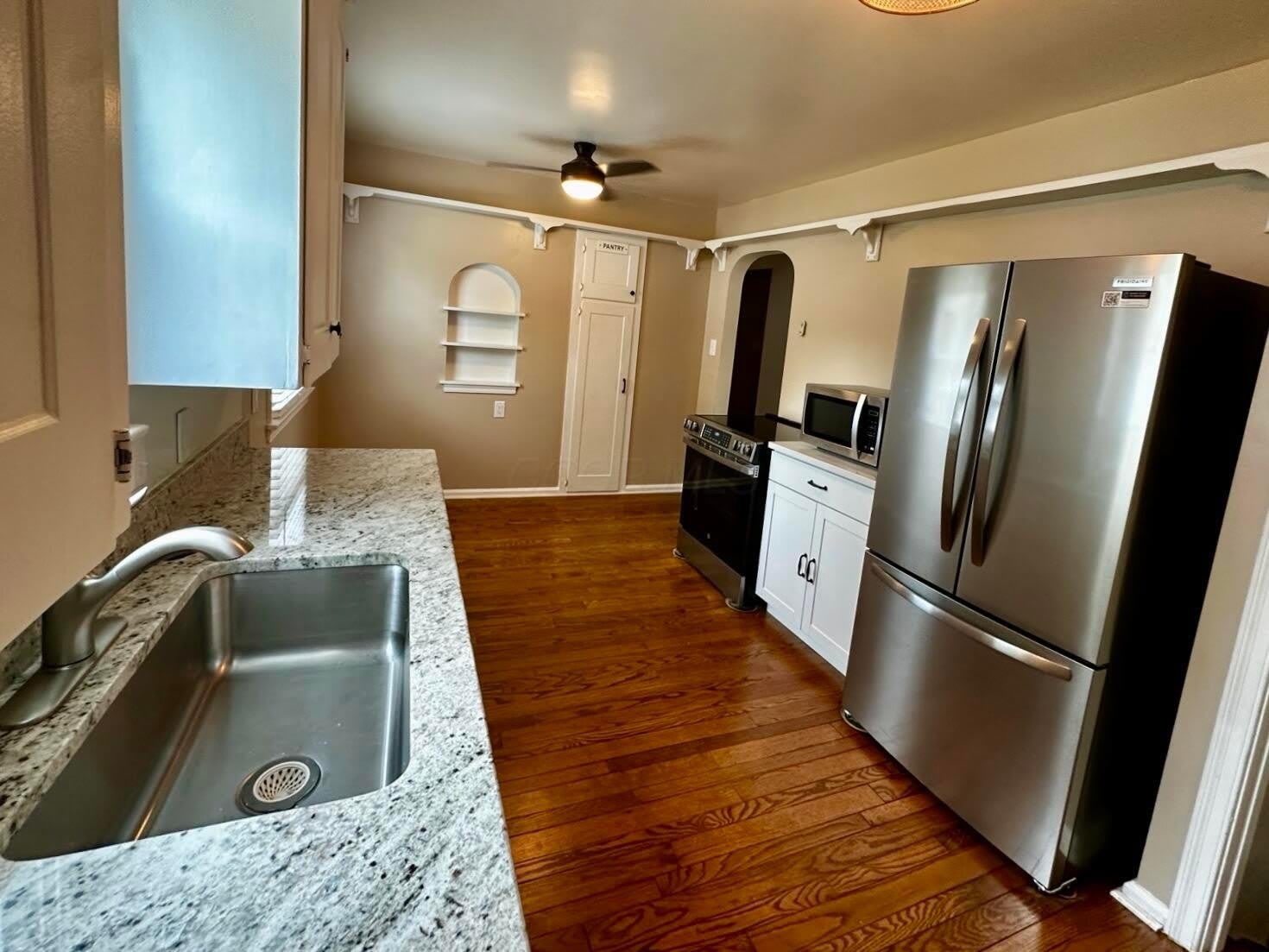 2778 Bellwood Avenue – photo 5