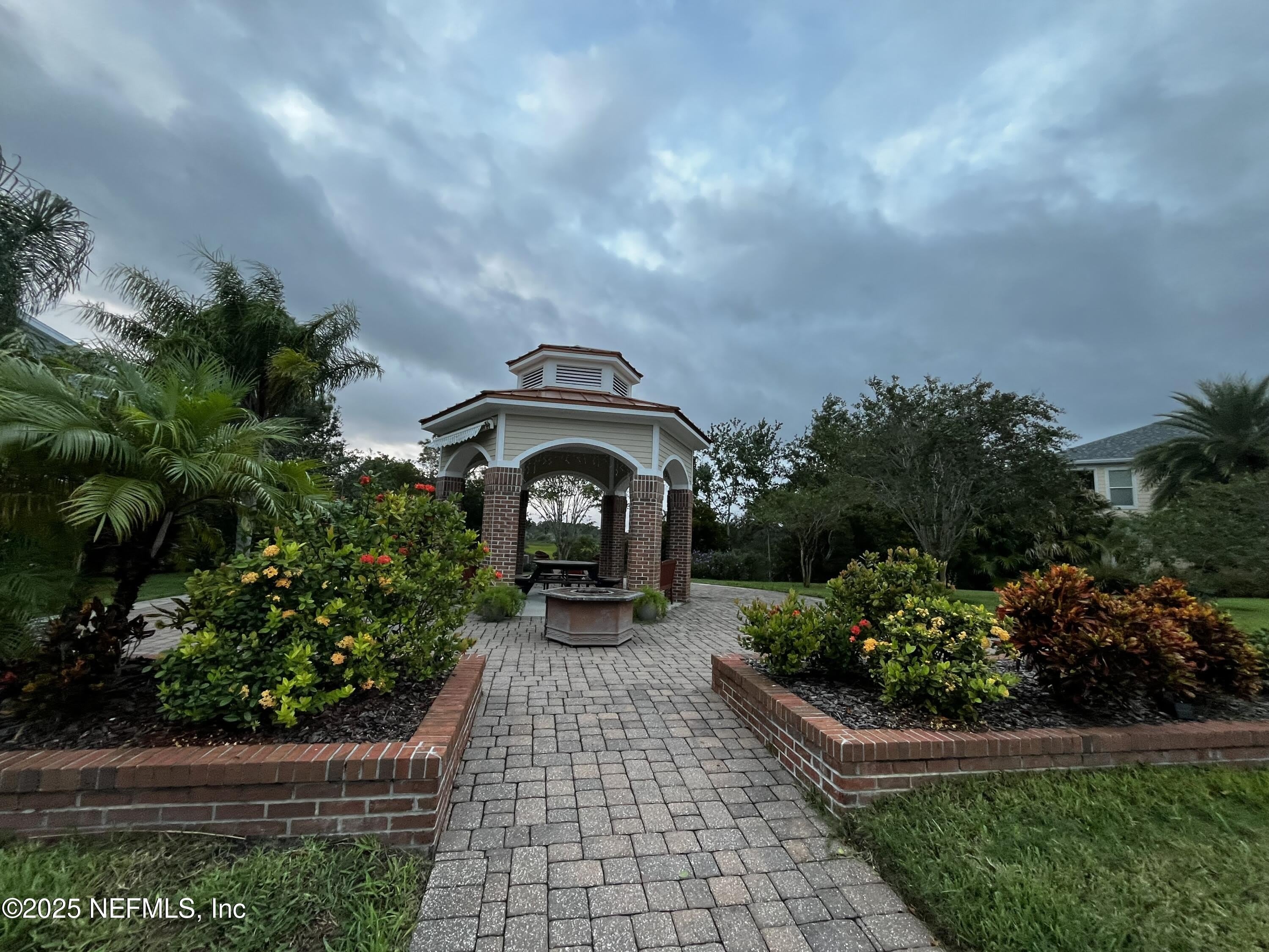 169 SUNSET Circle N – photo 4