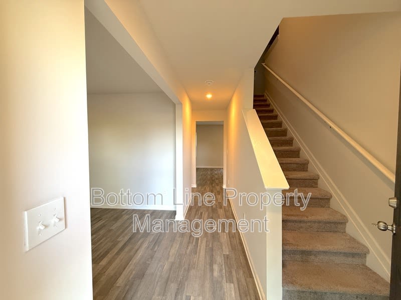 5080 Grain Ct – photo 3
