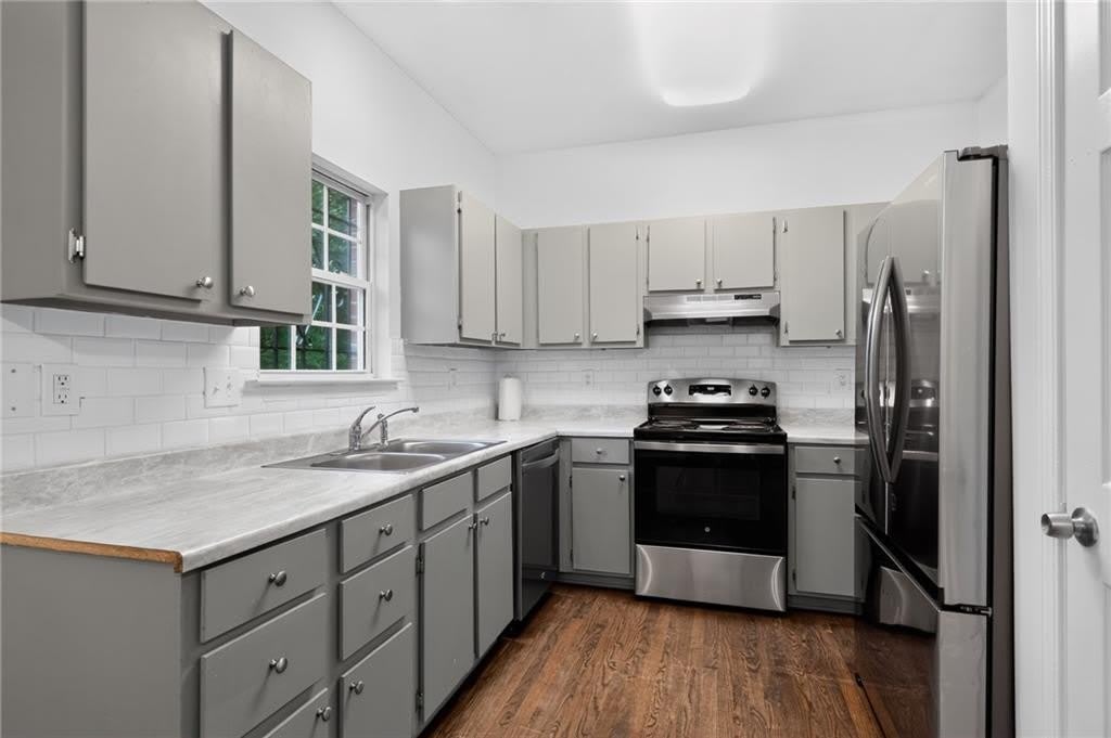 1021 Ada Avenue NW – photo 5