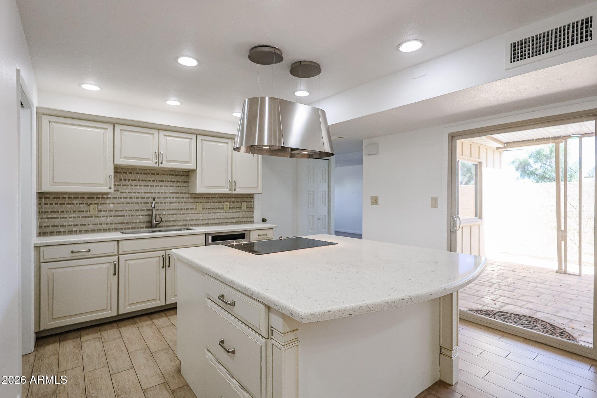 8333 E ORANGE BLOSSOM Lane – photo 1
