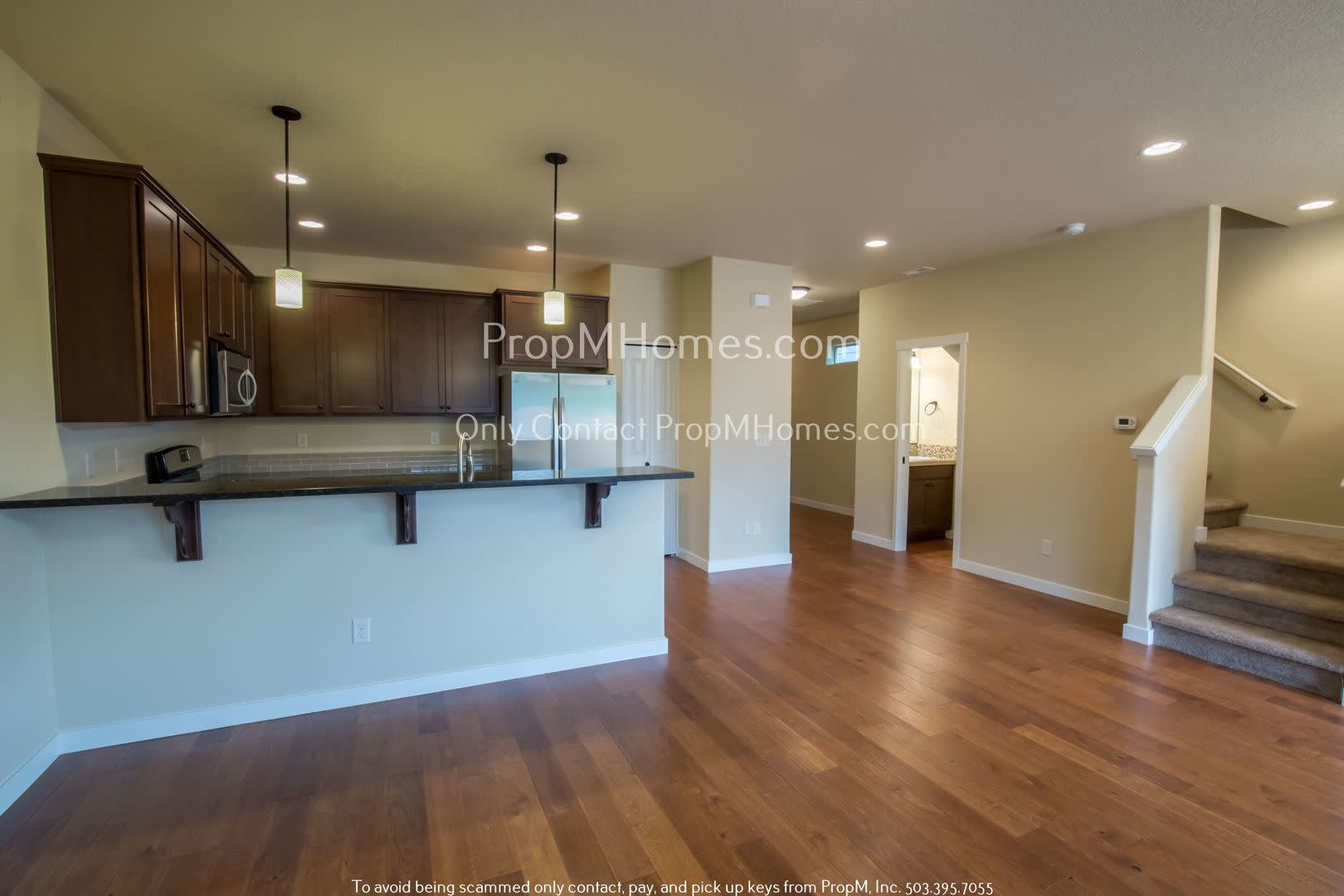 Beautiful Four Bedroom Home in North Plains – photo 4