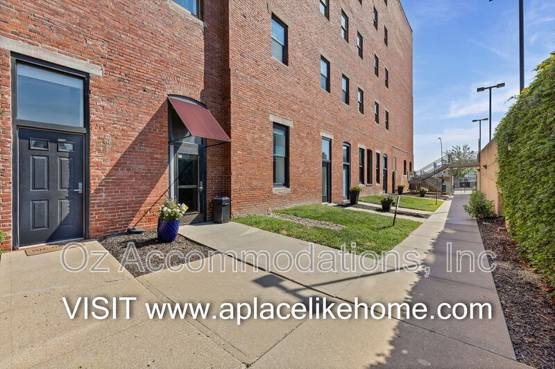 609 Central St – photo 3