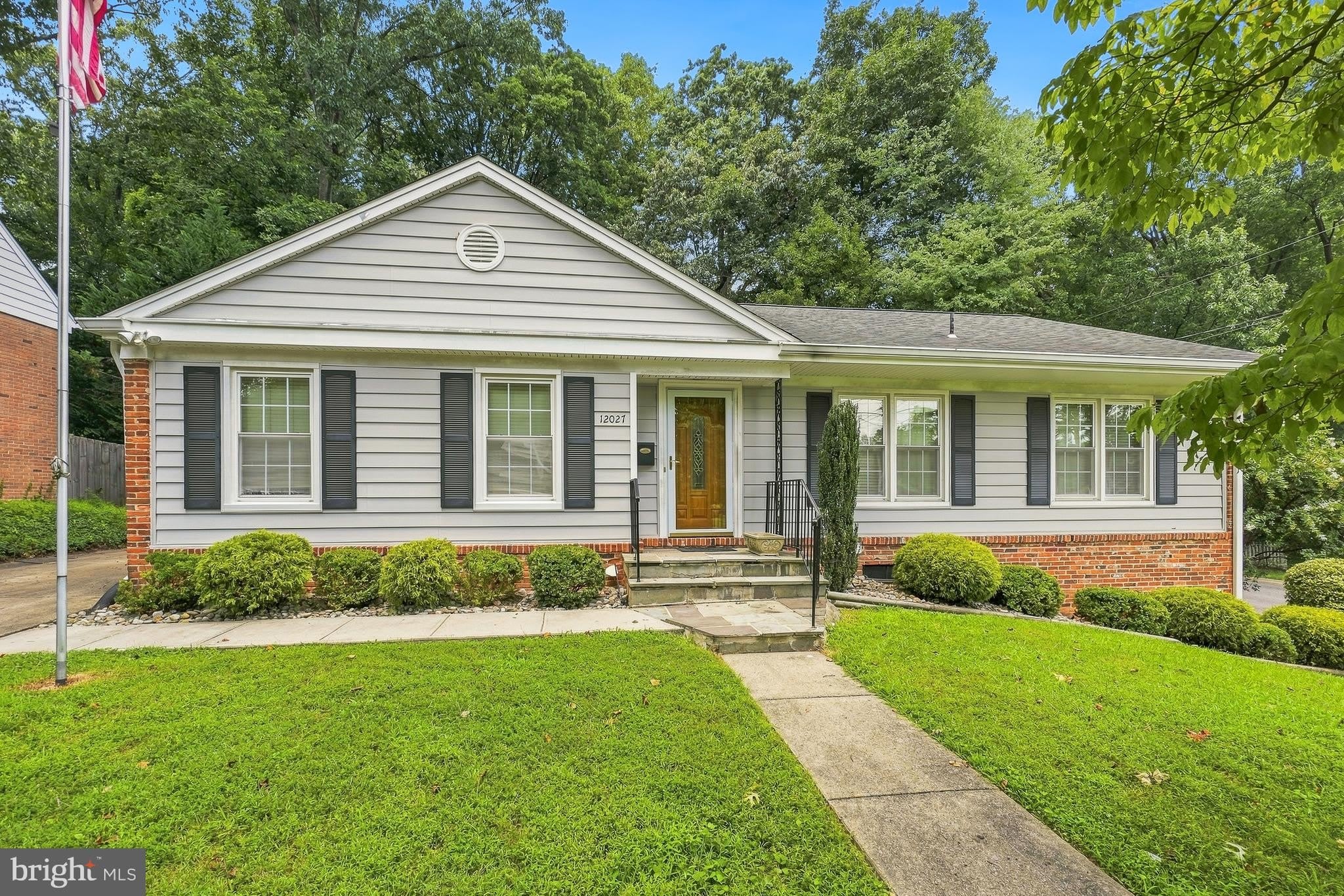 12027 DEVILWOOD Drive – photo 1