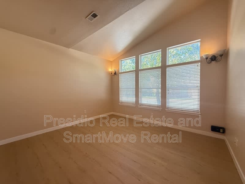 2798 Asbury Lane – photo 2