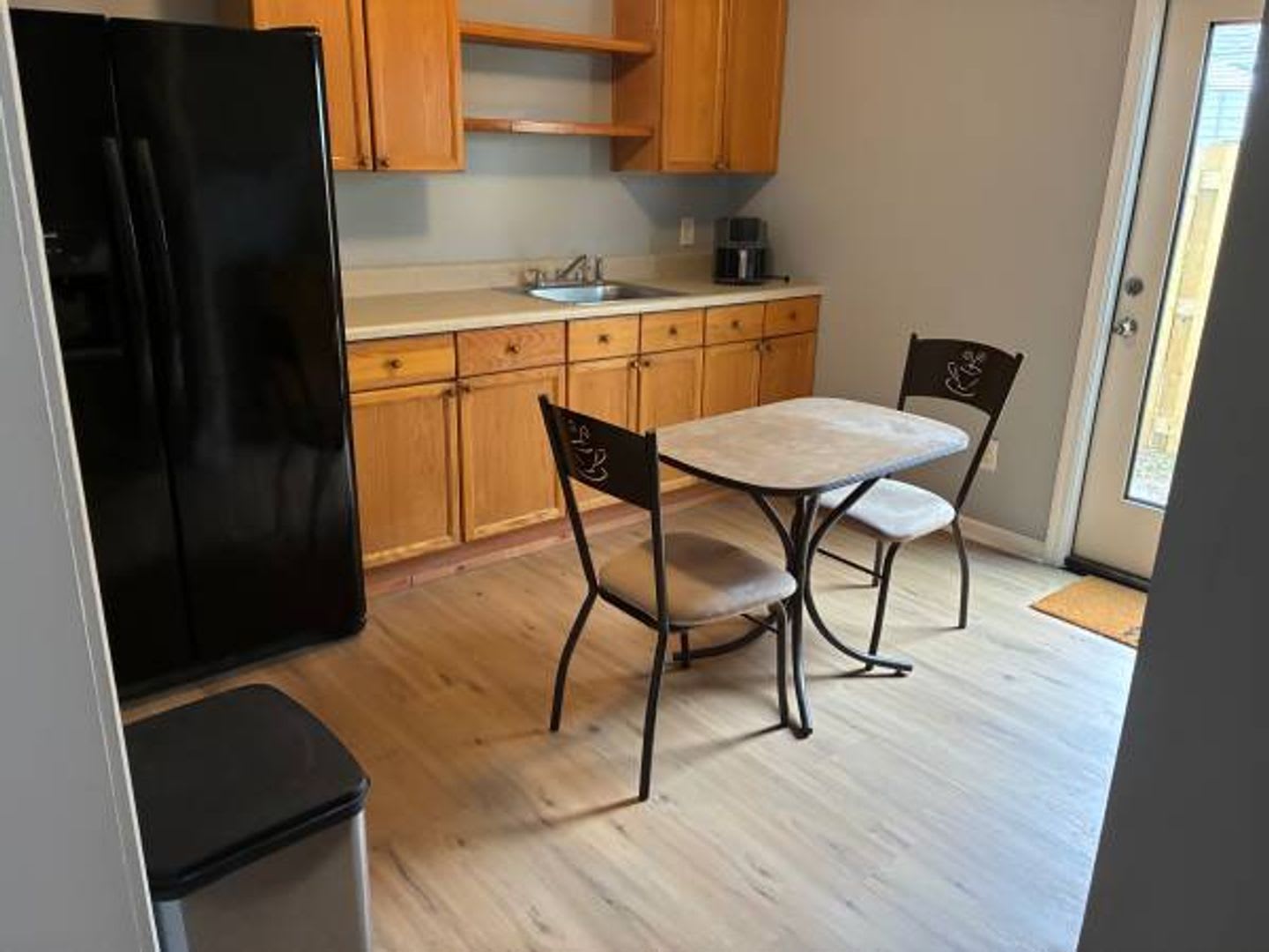 Charming 1 Bedroom 1 Bath Apartment In Wilmington Nc Offering Convenient Living With Utilities Included – photo 4