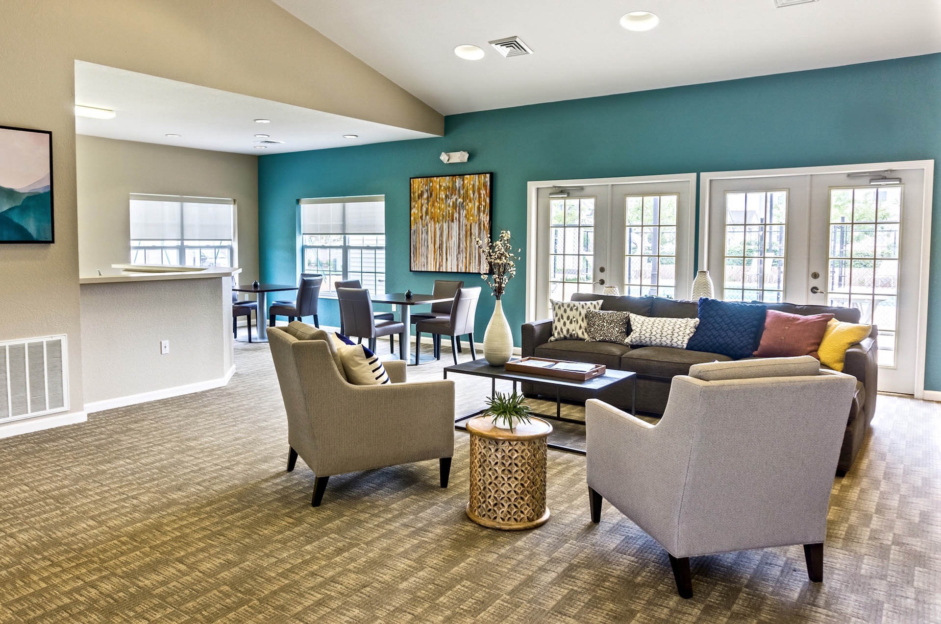 Cortland Estates Apartments – photo 2