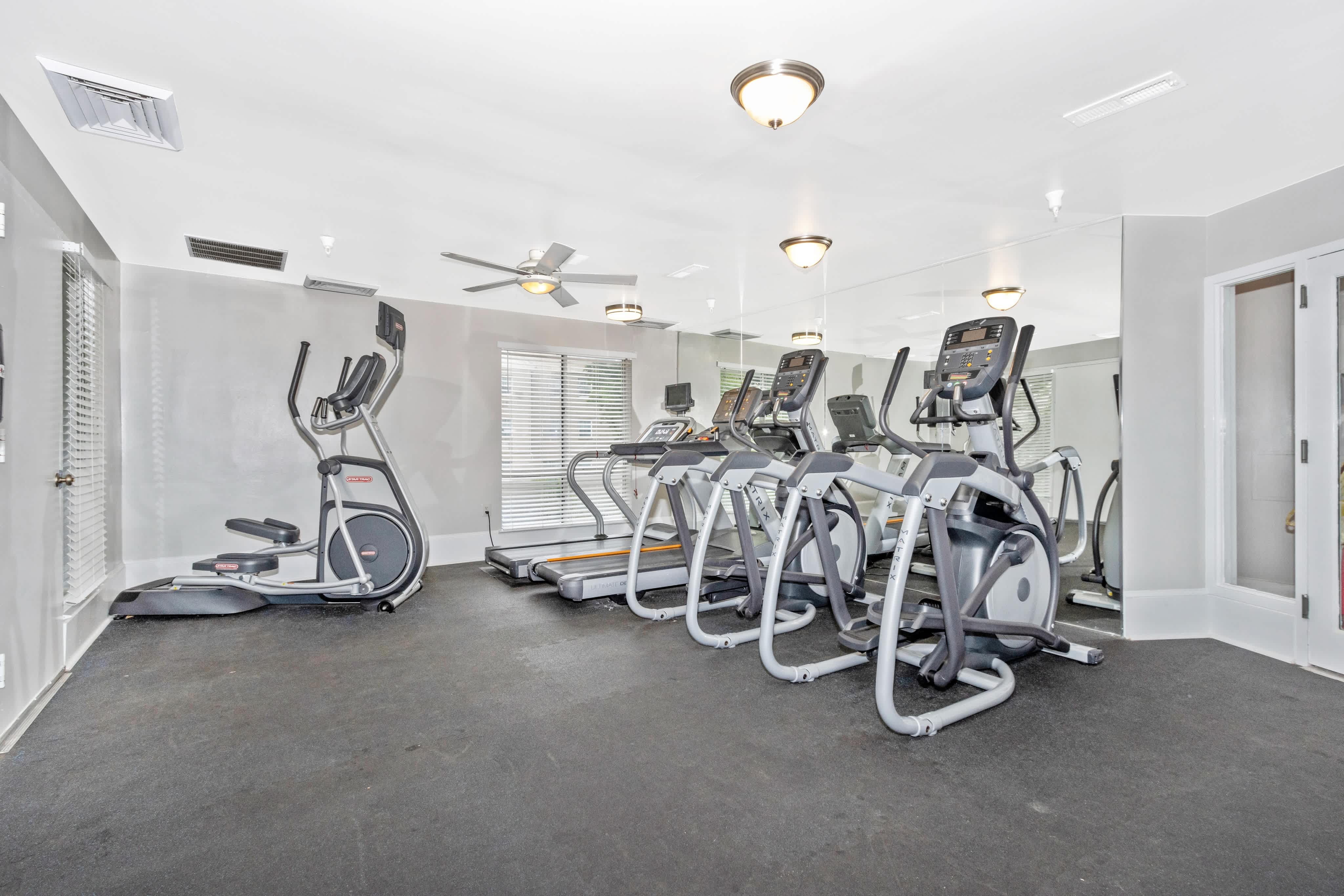 Landmark Apartments – photo 4