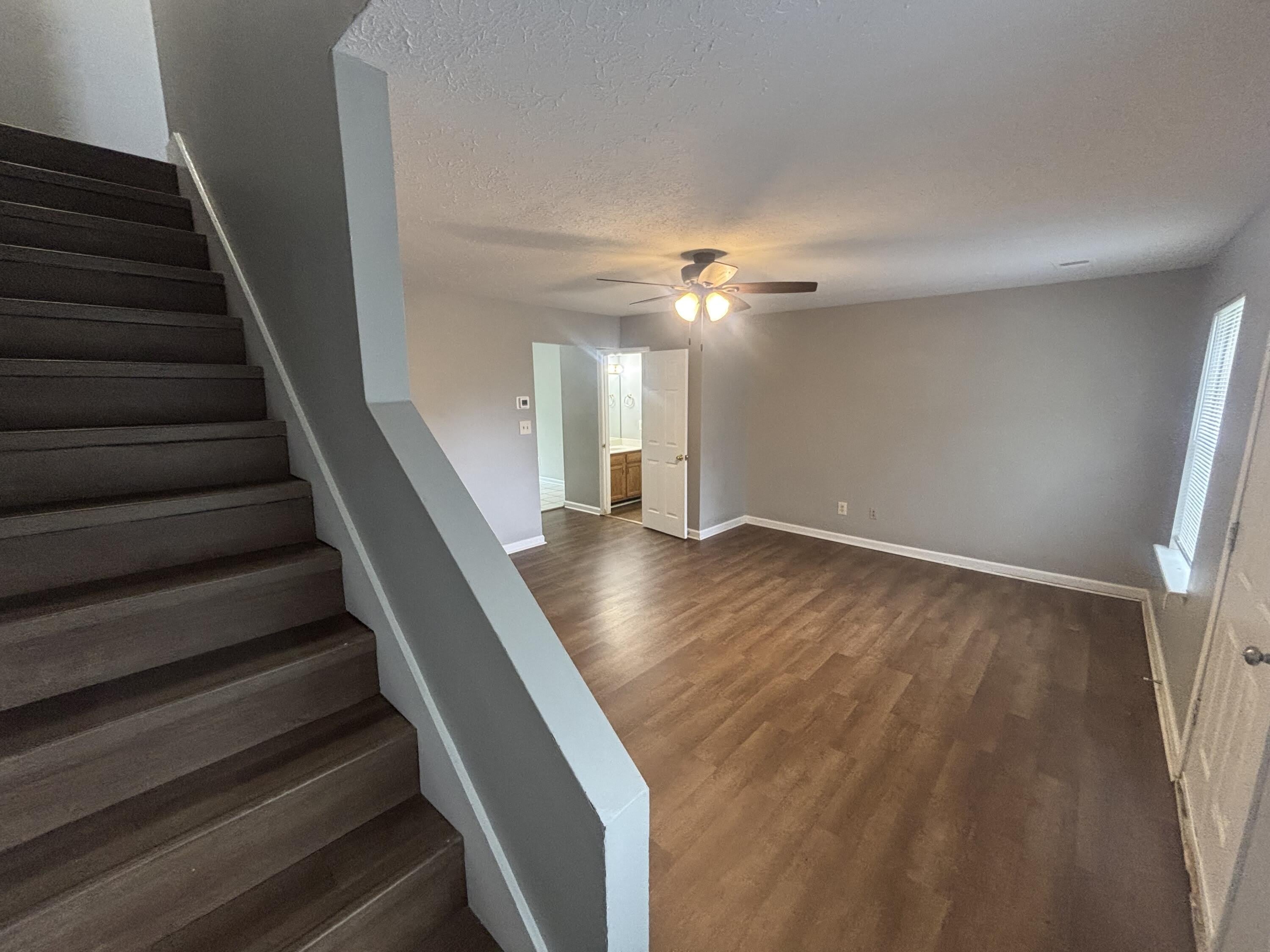 210 Maple Leaf Lane – photo 2