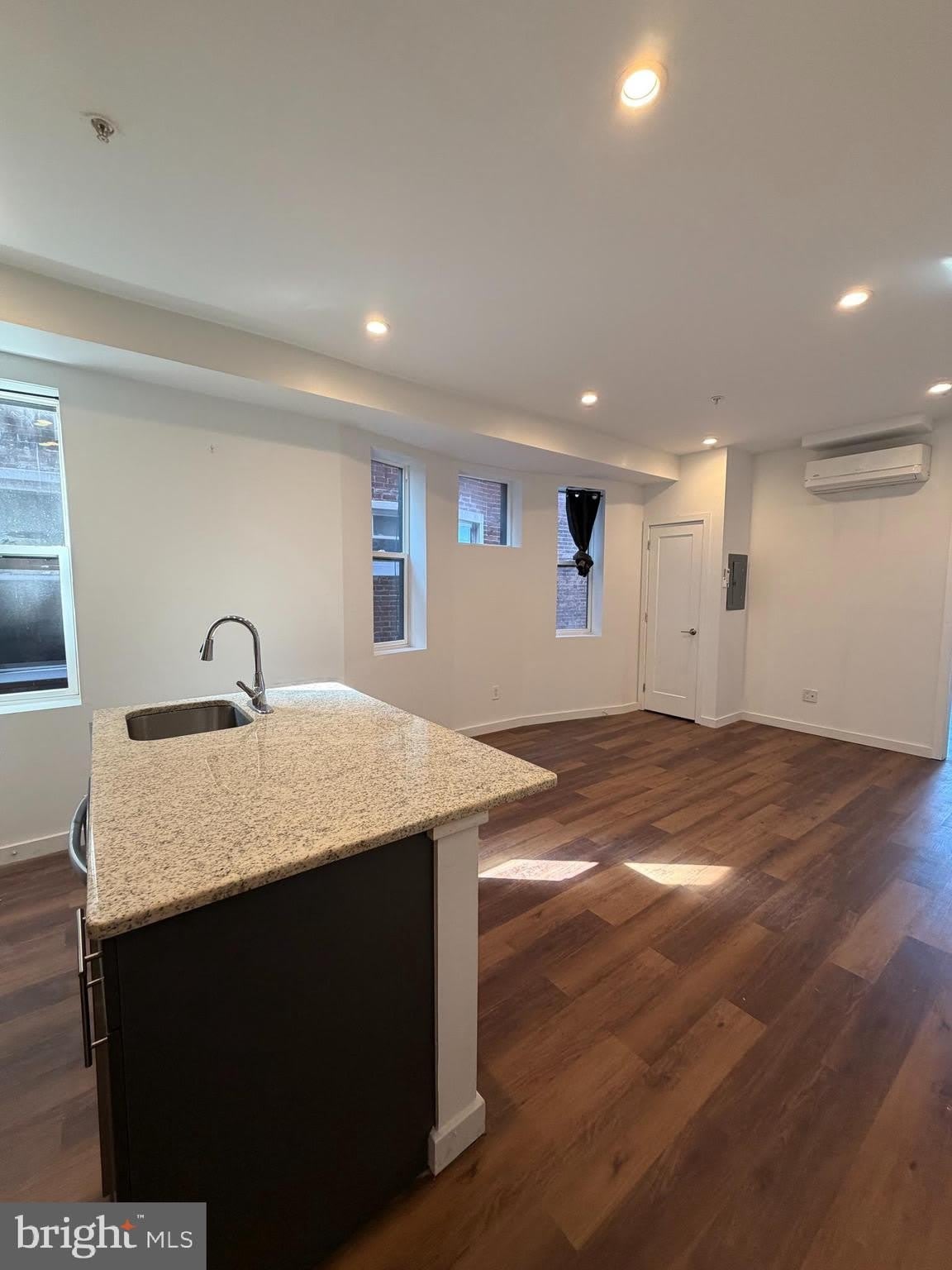 1247 S 53RD Street – photo 3