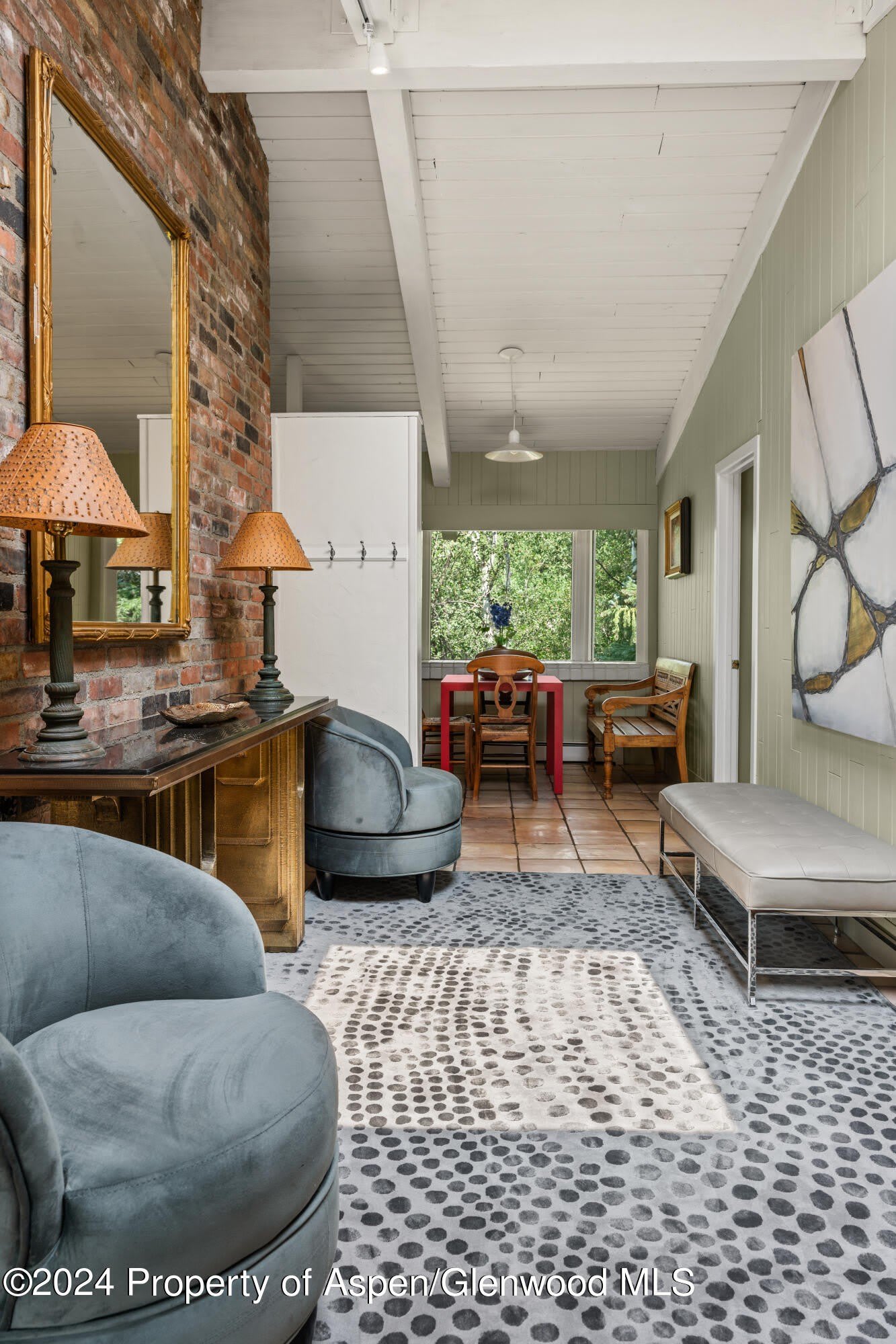 154 E Lupine Drive – photo 2
