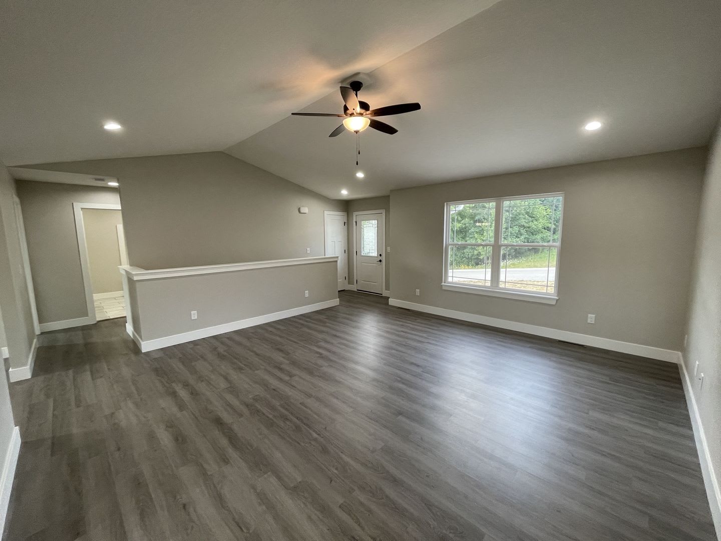 Welcome To 108 Kennedy Court In Waynesville Mo – photo 3
