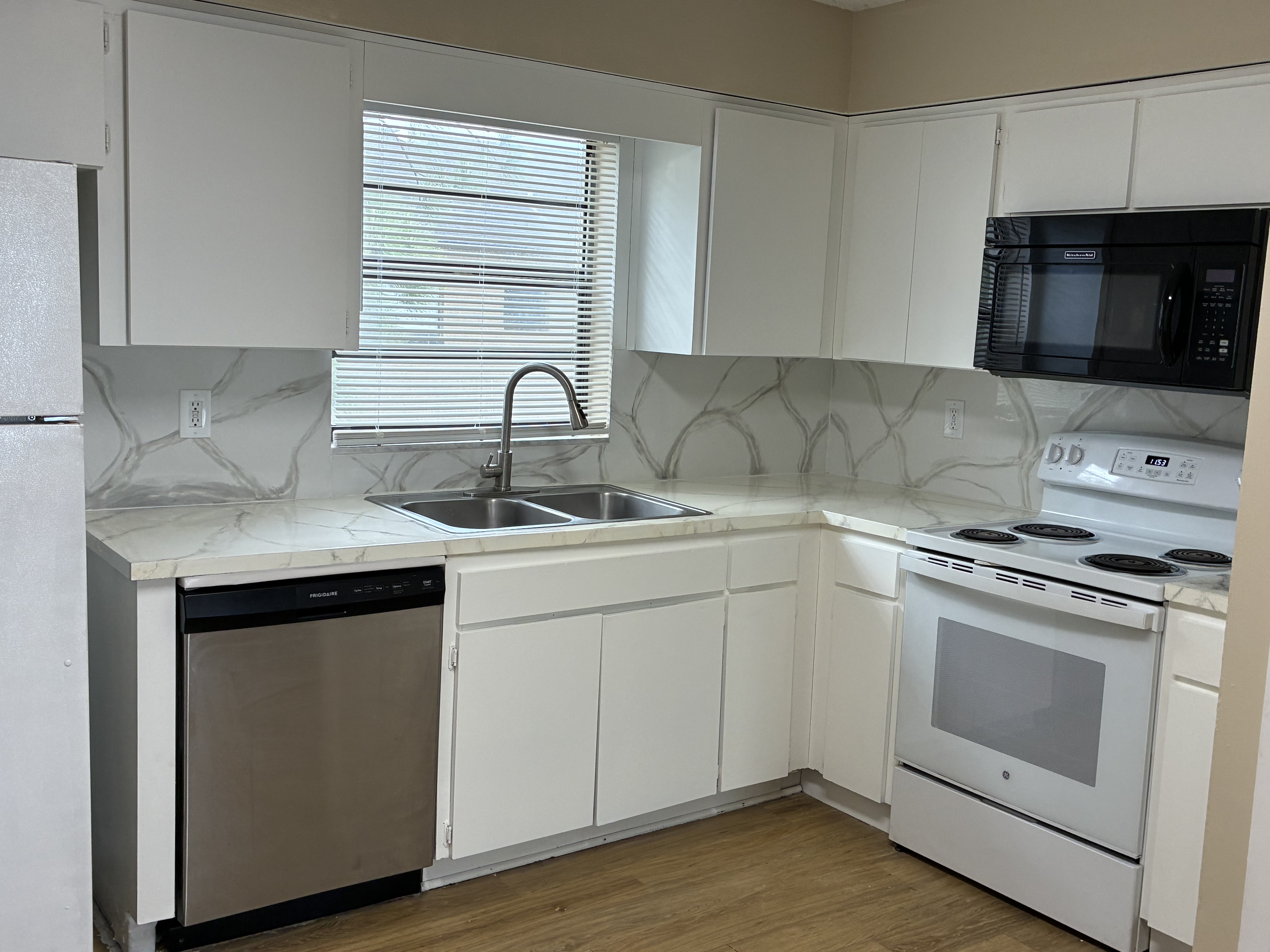 5101 S Clarice Ct Apt C – photo 3