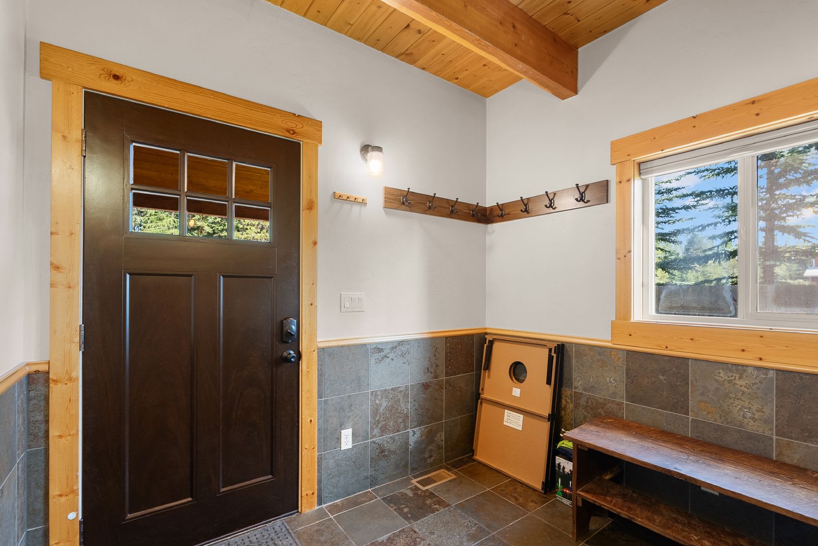 Luxury A-Frame Cabin in Columbia Falls — Near Glacier National Park – photo 5