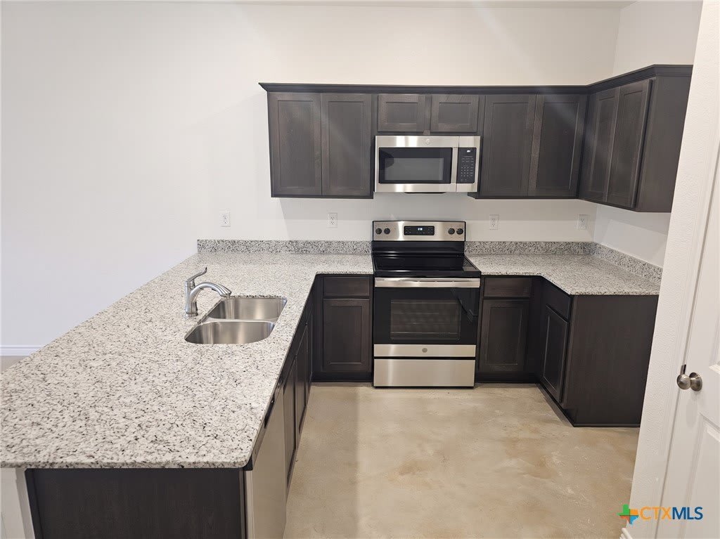 1309 Concord Drive – photo 3