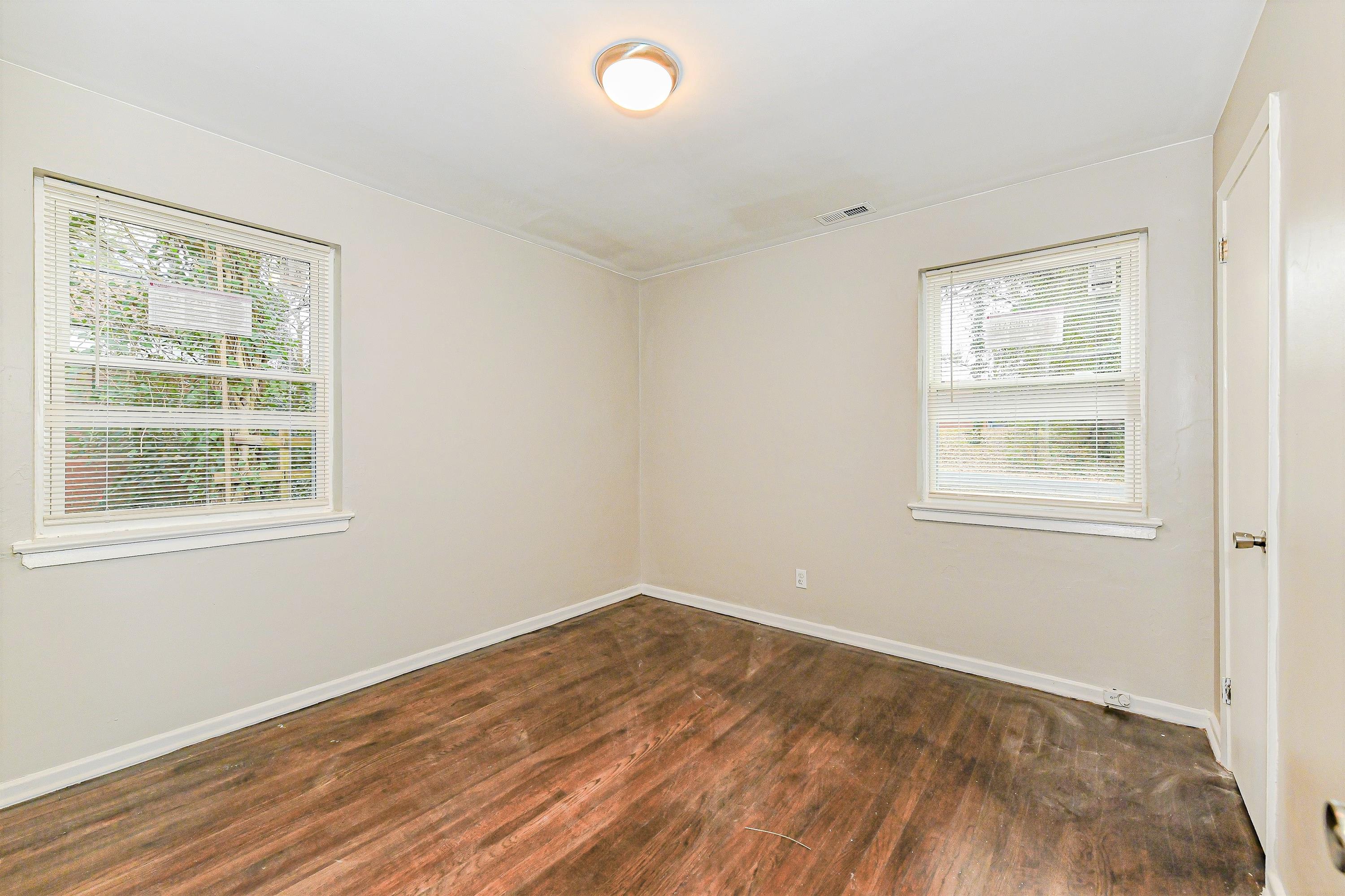 3458 Washburn Avenue – photo 2