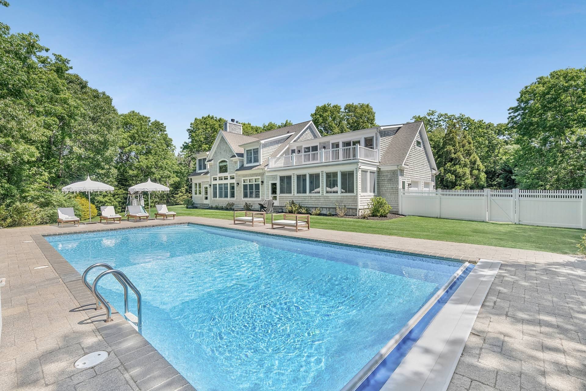 2 Hilltop Lane – photo 1