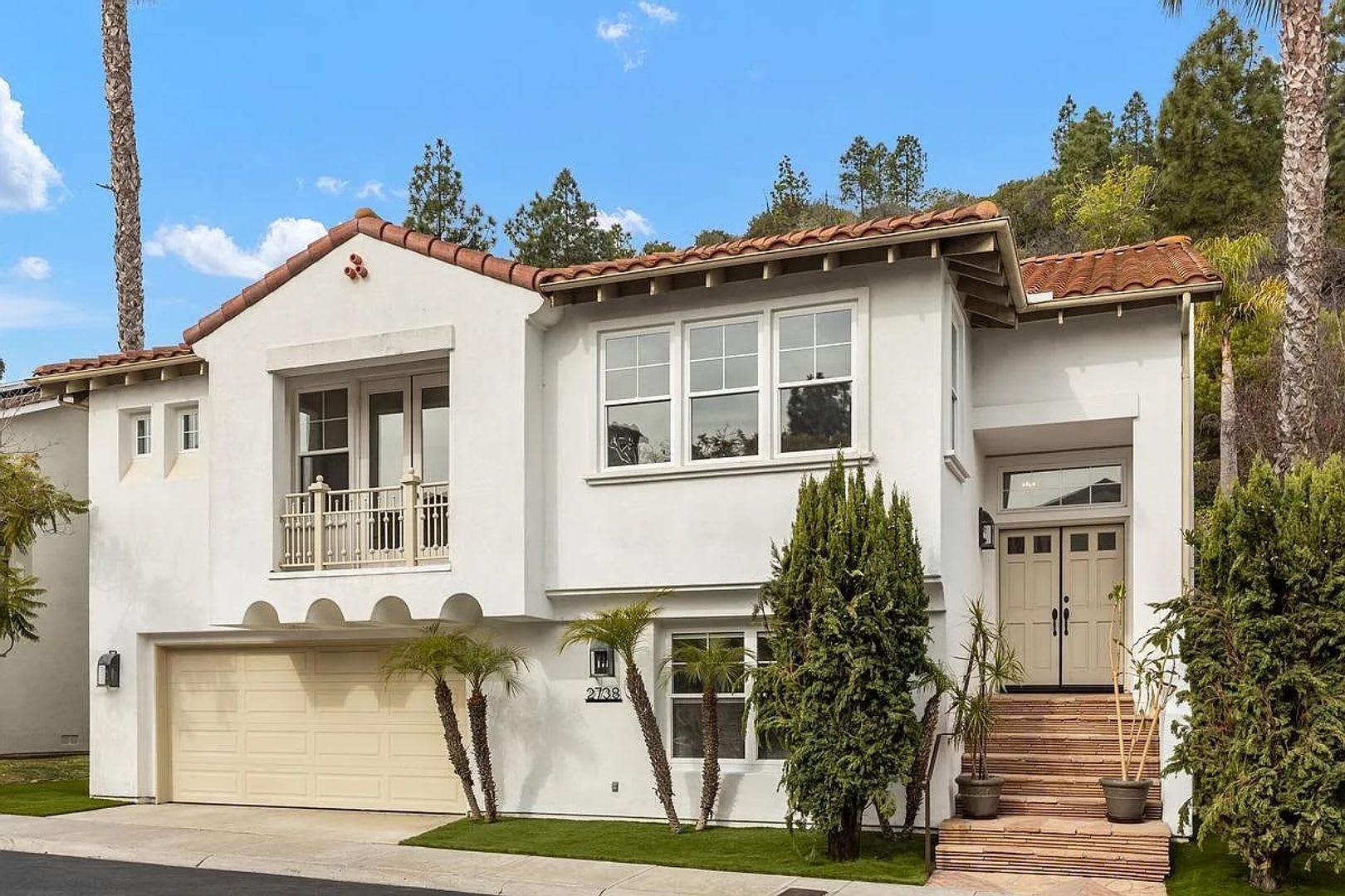Don't miss out! Gated/Secured 4BR 3.5BA Luxury Home in Ridgegate – photo 3