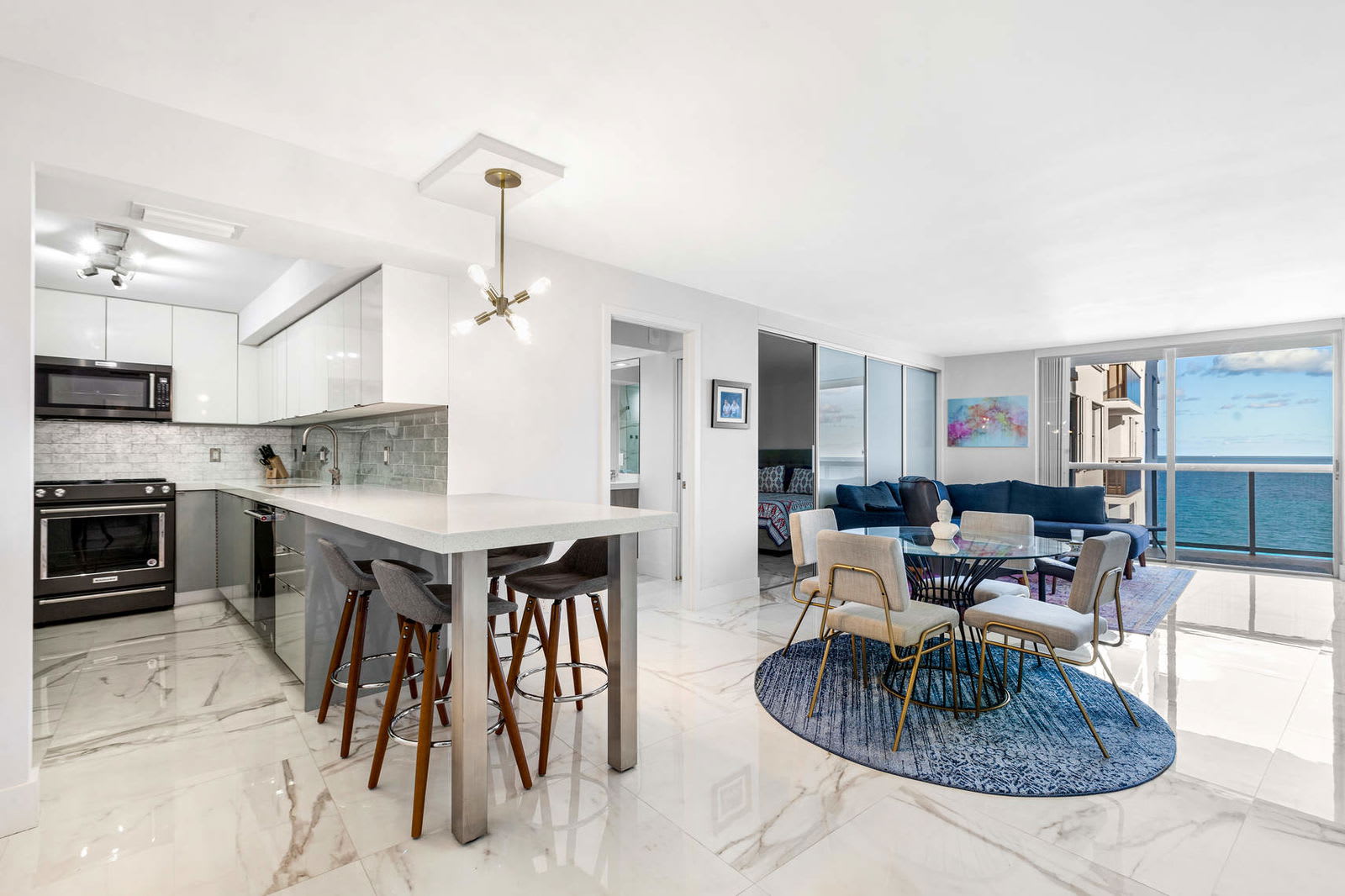 6039 Collins Avenue – photo 5