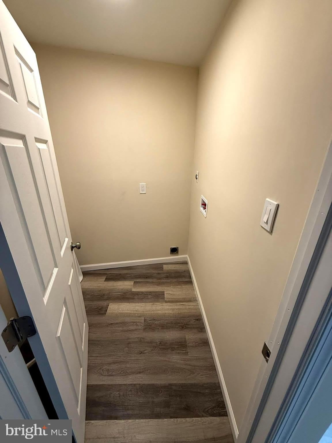 1028 E NORTH Avenue – photo 5