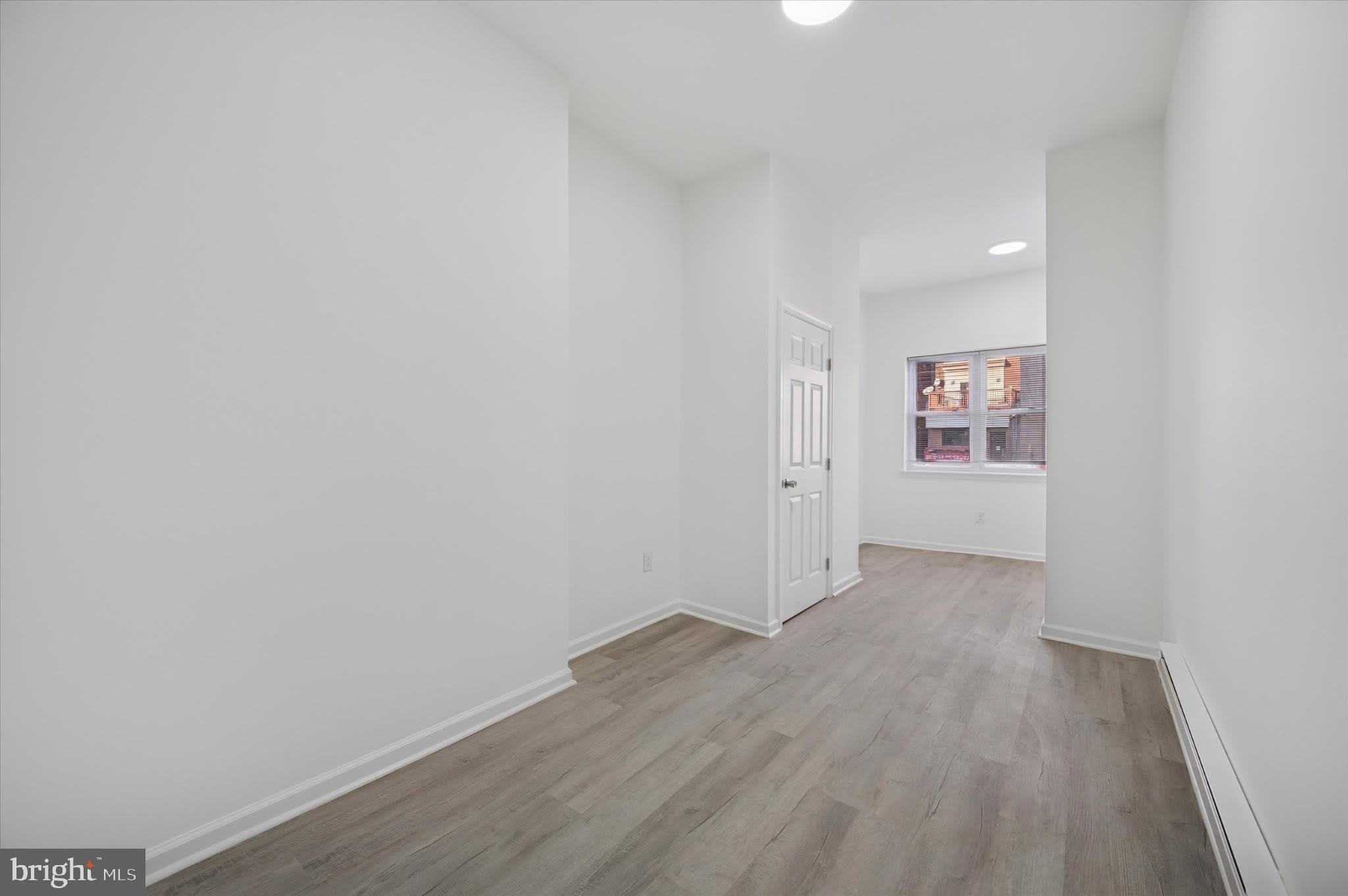 1418 W Erie Avenue – photo 4